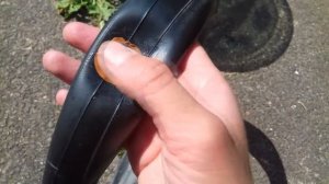 Проколото колесо у коляски. Как починить? Только для девочек