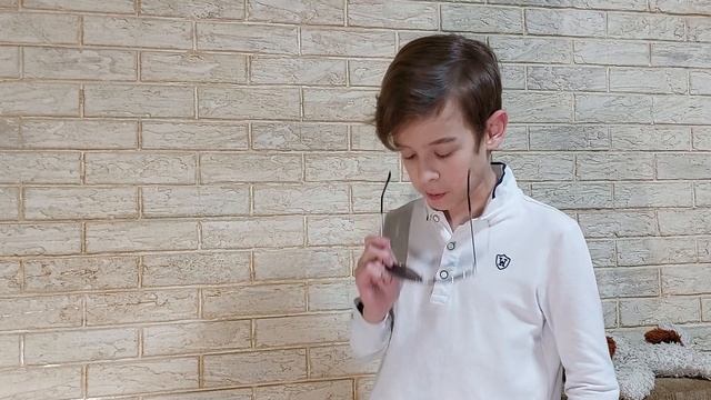 Я видел как плачет мама... Трогательное стихотворение ко дню матери смотреть онлайн