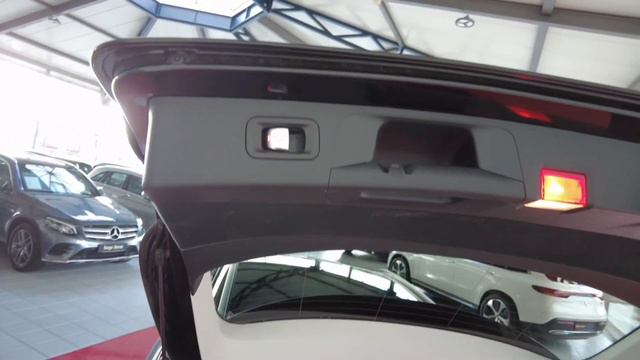 Mercedes-Benz E 220 d 4M T AVANTGARDE NIGHT+KAMERA+AHK+LED смотреть онлайн