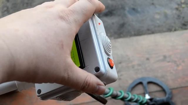 Металлоискатель Квазар ARM Часть4 Изготовление штанги Покраска и небольшие тесты получившегося МД смотреть онлайн