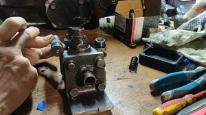 МИНИ погрузчик.Клапан приоритета часть 2.