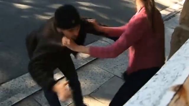 Самооборона для женщин Дай сдачи смотреть онлайн