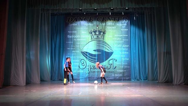 Футбольный танцевальный матч )) Танцевальный клуб "Эдения" смотреть онлайн
