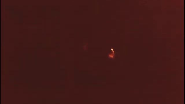 2 зайца около дороги, ничего не боятся. Гоняю зайцев по полю. Тепловизор Pulsar Helion XQ38F смотреть онлайн