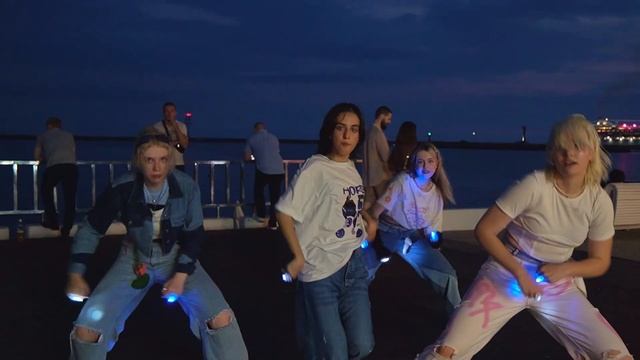 [DANCE IN PUBLIC | ONE TAKE] XG - SHOOTING STAR by LIGHT`EM смотреть онлайн