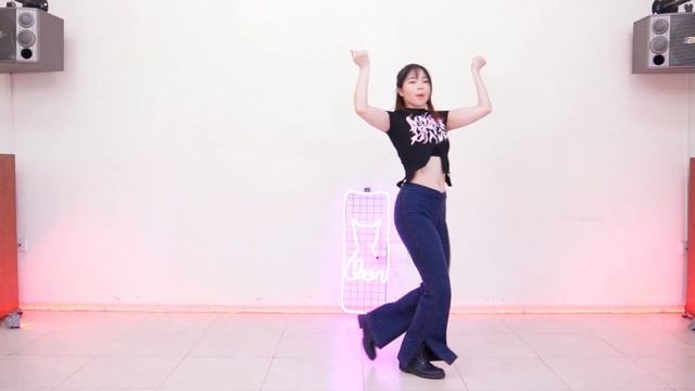 ITZY “LOCO” Dance Cover by Kathleen Carm смотреть онлайн