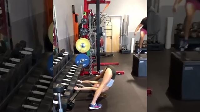 Бывает :) смотреть онлайн