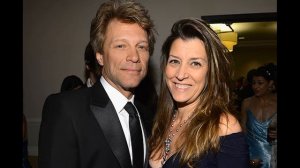 ДЖОН БОН ДЖОВИ(JOHN BON JOVI) -БИОГРАФИЯ И ИНТЕРЕСНЫЕ ФАКТЫ ИЗ ЛИЧНОЙ ЖИЗНИ
