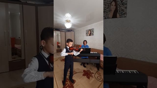 А.Комаровский -"Вперегонки". смотреть онлайн