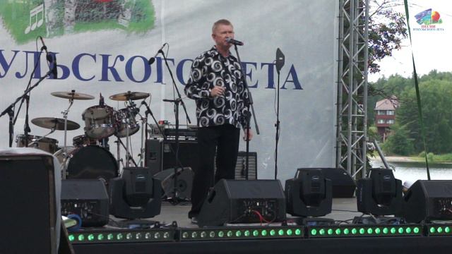 ЧЕРНО-БЕЛЫЕ ФОТОГРАФИИ. Песня в исполнении автора - Константина Пономарева. смотреть онлайн