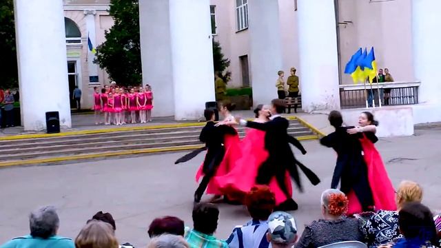 Народный ансамбль бального танца «Вернисаж»_2020 смотреть онлайн