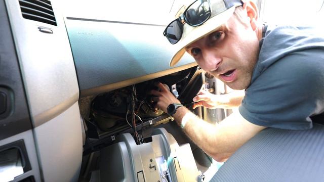 How to FIX Your Blower Motor (Sprinter Van 2007-2018) смотреть онлайн