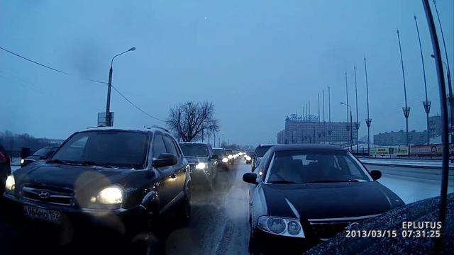 Учитель_нисан_т580ра_52_1_зад смотреть онлайн
