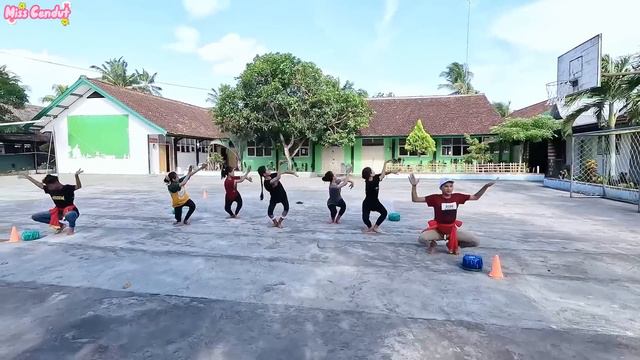 gladi kotor sbelum lomba tari смотреть онлайн