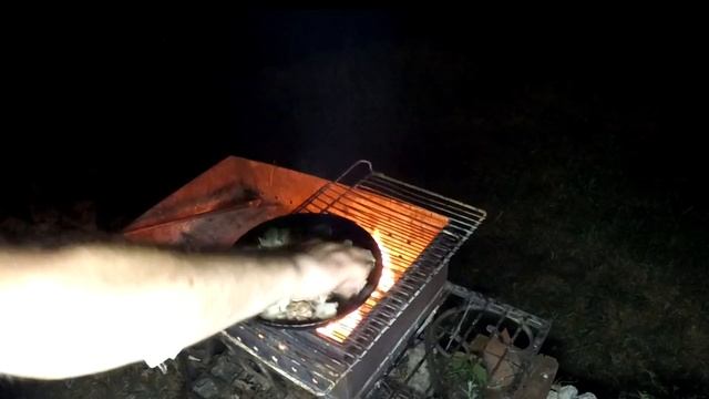 Мэурав Иерушалми/Или Куриные Потрошка/На Открытом Огне смотреть онлайн