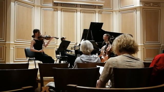 Ф.Мендельсон Трио ре минор для фортепиано, скрипки и виолончели, ор.49, 1 ч. смотреть онлайн