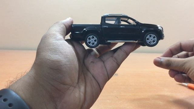 Mercedes Benz X-class - Kinsmart- Diecast Unboxing смотреть онлайн