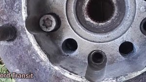 Снятие,  установка (замена) переднего ступичного подшипника. Ford Transit. Задний привод