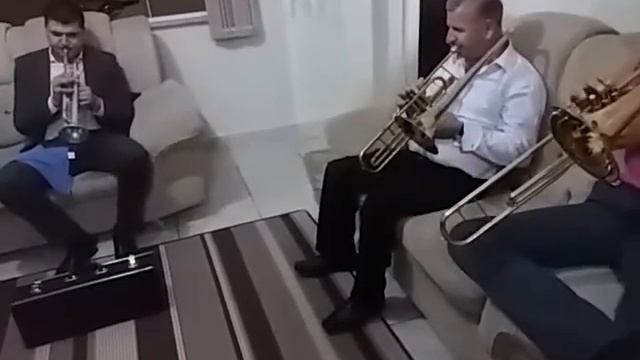 Tocata casa do Osmar após ensaio смотреть онлайн