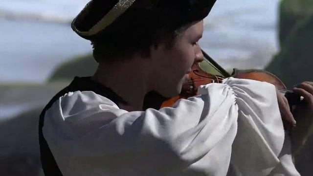 Beach Music Pirates of the Caribbean - The Tiny Violinist Theme song on voilin ✔ смотреть онлайн