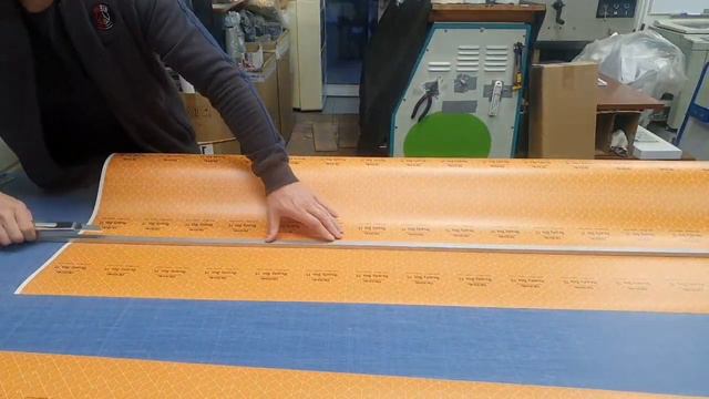 Как правильно вырезать большой объем наклеек