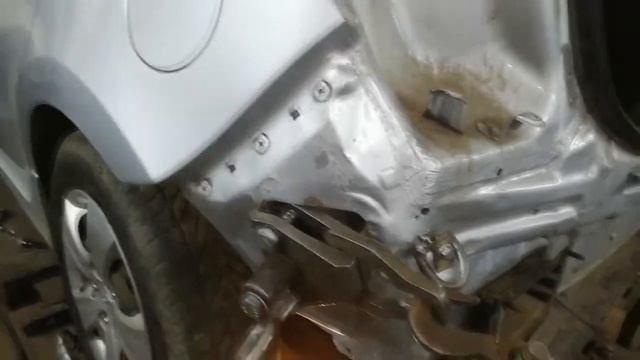 Hyundai i-30 восстановление геометрии задней части смотреть онлайн