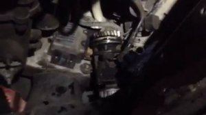 Фольцваген Т5 снятие генератора