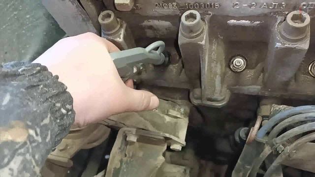 19 - Проверить прокладку ГБЦ на прогар теперь сможет каждый. Все просто смотреть онлайн