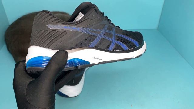 Обзор беговых кроссовок ASICS GEL-FLUX 6 смотреть онлайн