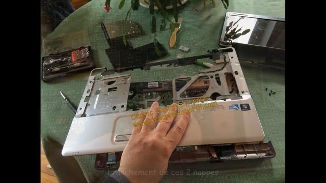 Compaq Presario CQ71 310sf11 remontage complet смотреть онлайн