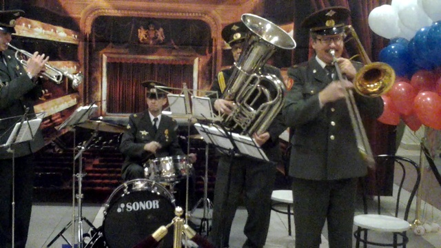 Катюша - исполняет Военный оркестр смотреть онлайн