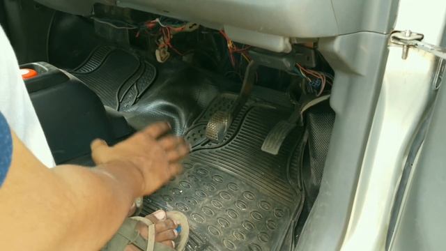 Convert Your petrol/Diseal Car into Electric Car || 70 paise/km смотреть онлайн