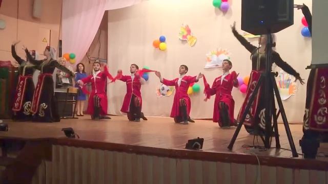 Армянский ансамбль "Ани-Армения" - национальный танец Шалахо смотреть онлайн