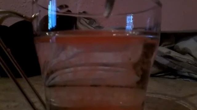 Замедленная съёмка. Переливания красок по воде смотреть онлайн