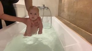 Грудничковое плавание дома.Как мы начинали.Купание грудничка 2 месяца.#грудничковоеплавание#ныряние