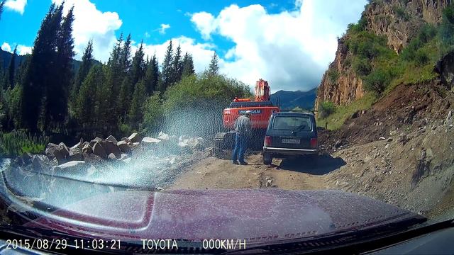 Ущелье Баянкол. Разворот Doosan смотреть онлайн