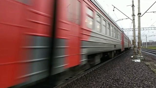 Электропоезд ЭР2Р-7024 с сообщением Москва- Куровская. смотреть онлайн