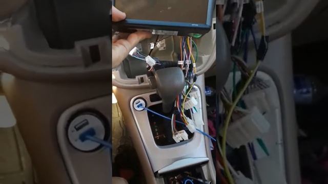 Como quitar radio de 2004 Toyota highlander смотреть онлайн