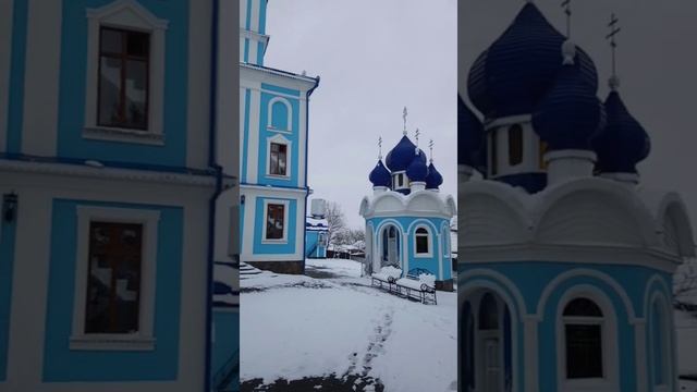 Монастырь в честь Боянской иконы Божией Матери на Буковине смотреть онлайн