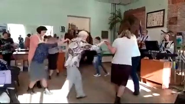 Танцевальное поклонение «Кто как Ты» 8.10.2022г. смотреть онлайн