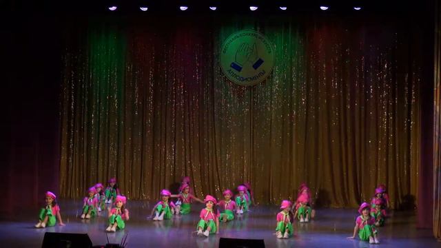 Так тянет танцевать смотреть онлайн