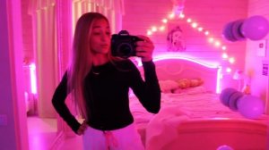 НЕ СПЛЮ ВСЮ НОЧЬ на карантине?// *не повторять*/ pulling an all nighter?