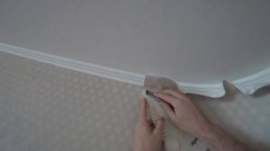 Подрезка обоев у потолочного плинтуса (багета, молдинга, карниза) Выпуск №5