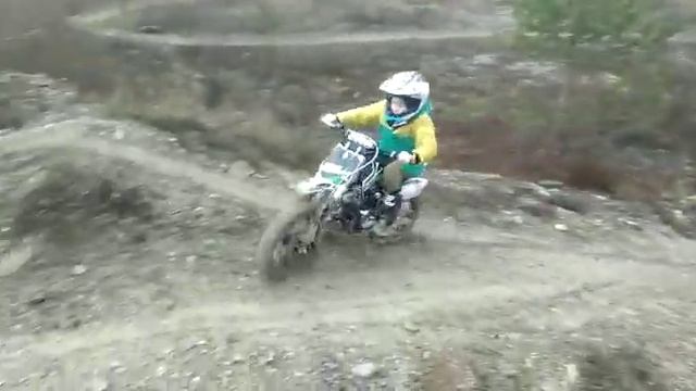 BSE EVO 110 Я заезжал на горку смотреть онлайн