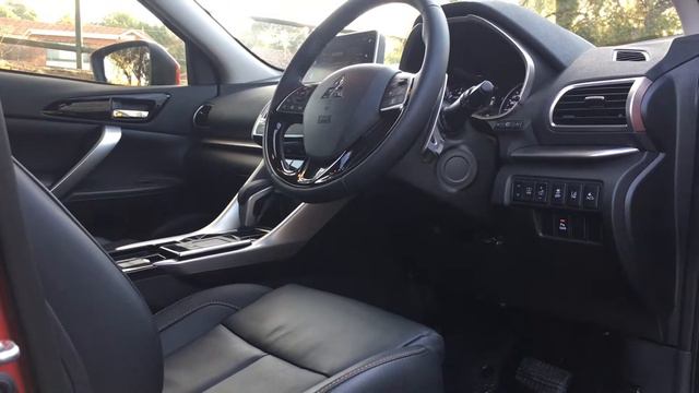 2018 Mitsubishi Eclipse Cross - Walk Around & Interior смотреть онлайн