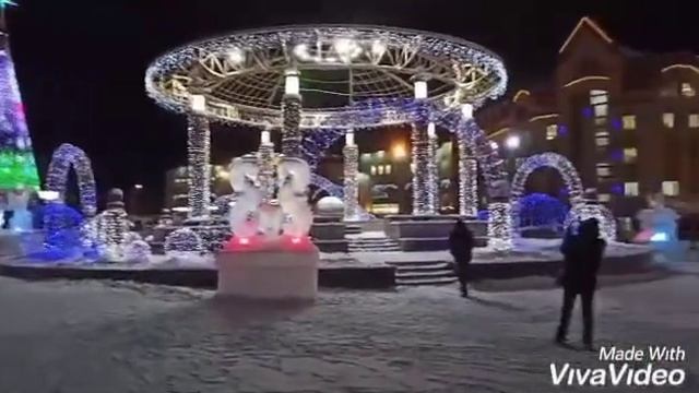 Ханты-Мансийск зима, елка, мамонты. смотреть онлайн