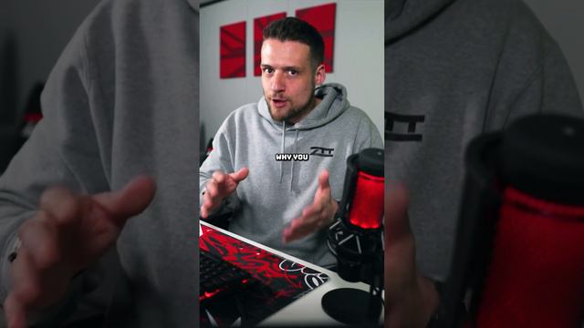 This Gaming PC Scam is Actually Sad 😢 смотреть онлайн