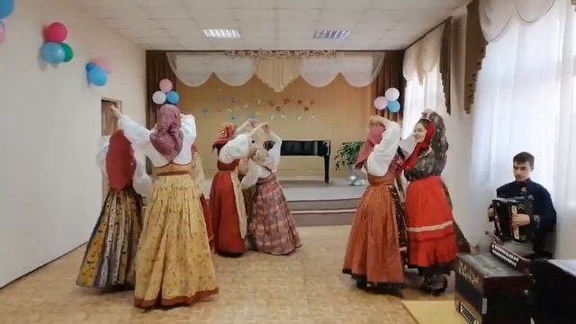 Фольклорный ансамбль «Аржаница», г.Красноярск, «Топор» (групповая пляска) смотреть онлайн