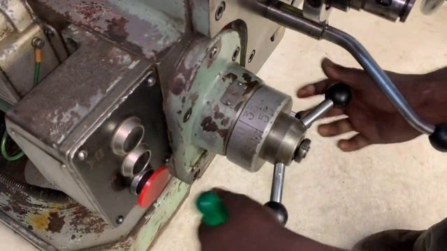 Universal Milling Machine - Stanko 6P81 смотреть онлайн