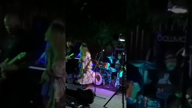 Башмак Великана & Джем на Приморском - Grandberis 'Zombies' (Коктебель 26.07.2019 solo) смотреть онлайн